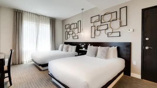 Iberostar Waves Berkeley Shore - 74