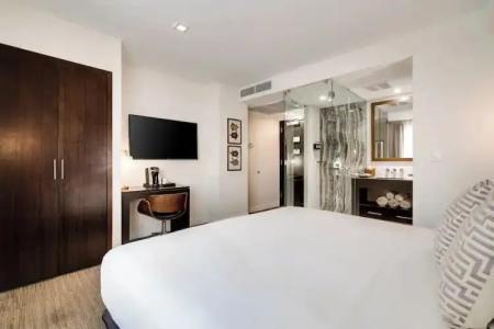 Iberostar Waves Berkeley Shore - 62