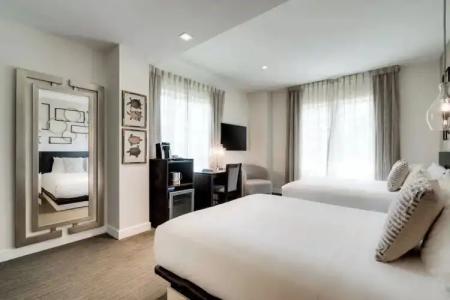 Iberostar Waves Berkeley Shore - 45