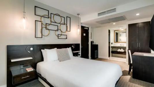 Iberostar Waves Berkeley Shore - 64