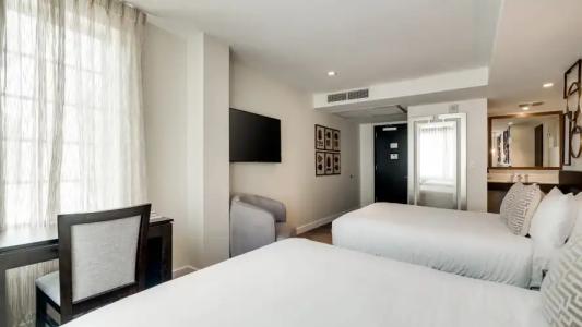 Iberostar Waves Berkeley Shore - 70