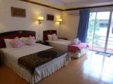 Deluxe Triple room with balcony