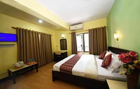 Sacred Boutique - 70