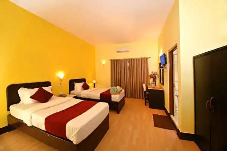 Sacred Boutique - 43