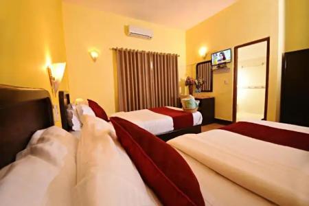 Sacred Boutique - 60