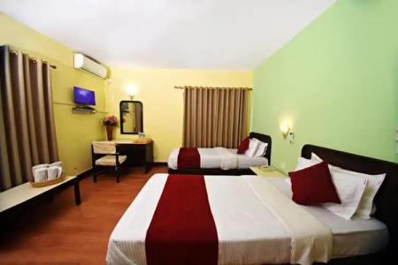 Sacred Boutique - 30