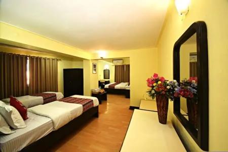 Sacred Boutique - 42