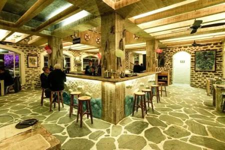 Glacier and Spa - 25