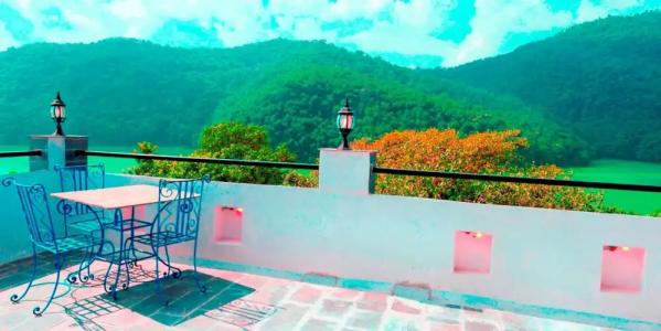 Glacier and Spa - 19