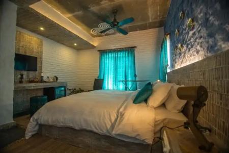 Glacier and Spa - 31