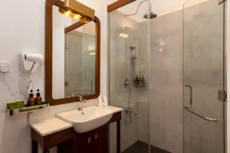 Suisse Kandy - since 1890 - 56