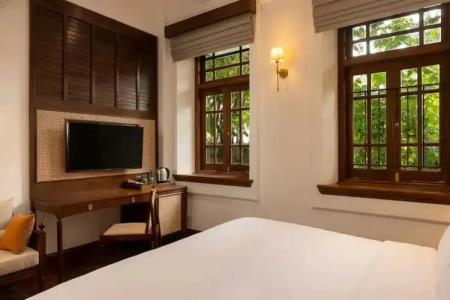 Suisse Kandy - since 1890 - 17