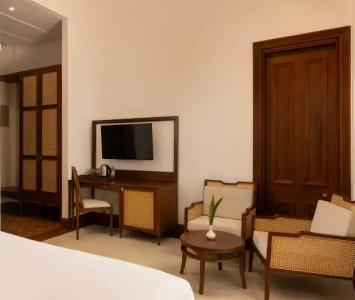 Suisse Kandy - since 1890 - 55