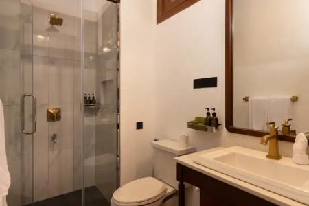 Suisse Kandy - since 1890 - 21