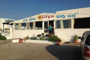 Summer View Hotel, Theologos