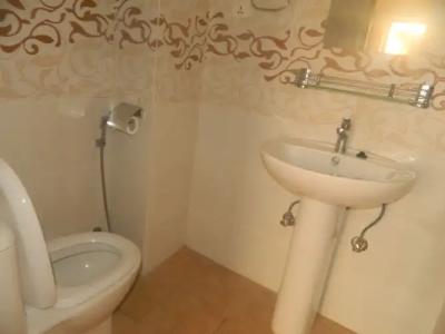 Om Taraguest House - 8