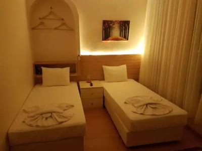Otantik Guest House - 3