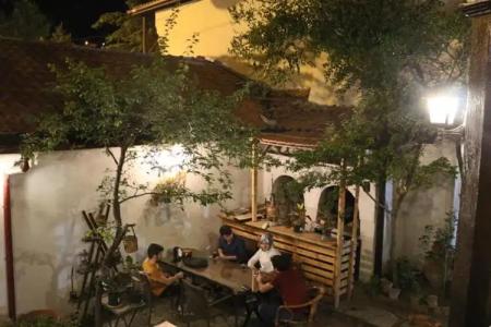 Ilk Pension - 11