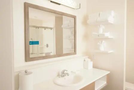 Hampton Inn & Suites by Hilton Augusta-Washington Rd - 8