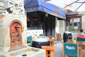 Barri Antic Hostel & Pub, Andorra La Vella