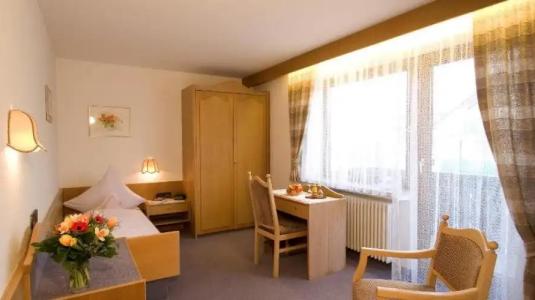 Kurgarni Dornröschen - 4