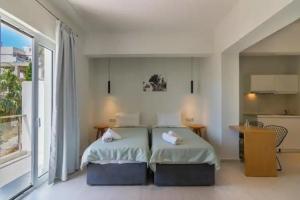 Secret Nest, Plakias