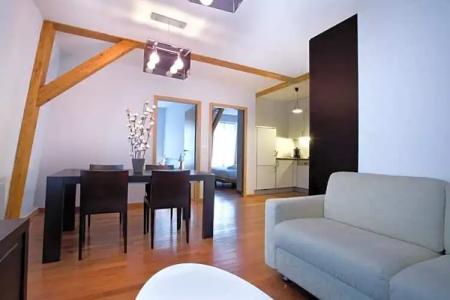 La Cour Des Augustins Boutique Gallery Design - 60