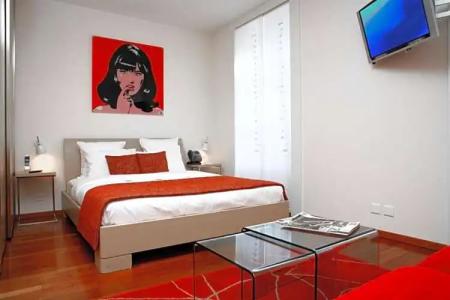 La Cour Des Augustins Boutique Gallery Design - 46