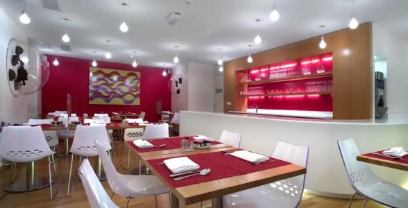 La Cour Des Augustins Boutique Gallery Design - 16