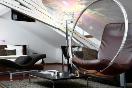 La Cour Des Augustins Boutique Gallery Design - 12