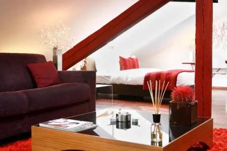 La Cour Des Augustins Boutique Gallery Design - 30