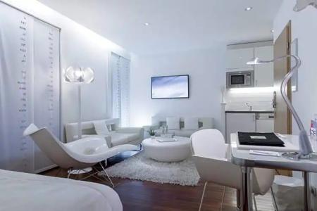 La Cour Des Augustins Boutique Gallery Design - 68