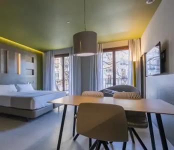 MYR Plaza Mercado & Spa - 50