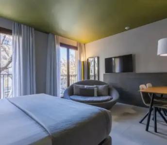 MYR Plaza Mercado & Spa - 49