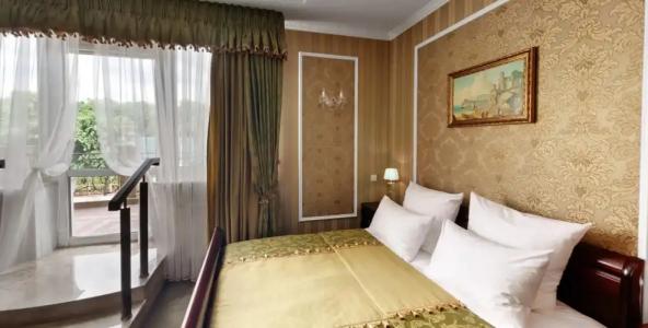 Парк-Замковый - 120