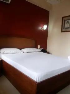 Iris Dar Es Salaam - 11