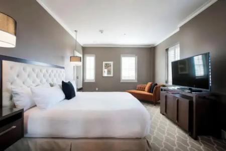 Ambassador Oklahoma City, Autograph Collection - 67