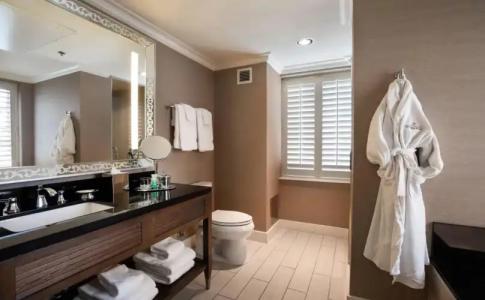 Ambassador Oklahoma City, Autograph Collection - 10