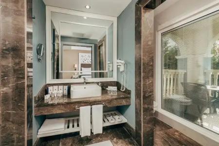 Rubi Platinum Spa Resort & Suites - 89