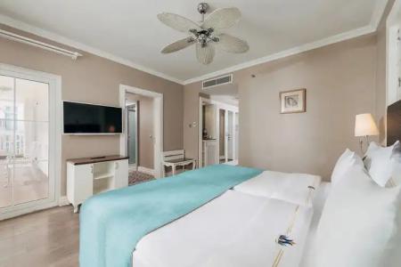 Rubi Platinum Spa Resort & Suites - 71