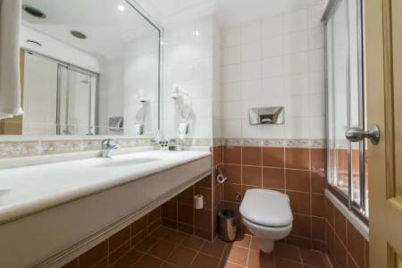 Akar International - 6