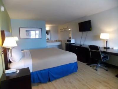 Augusta Best Inn - 4