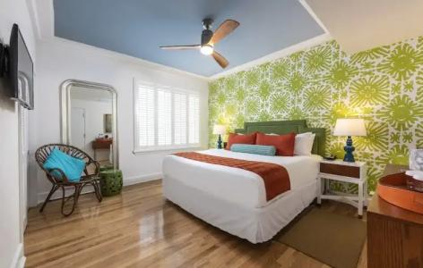 CIRCA 39 by IHG - 51