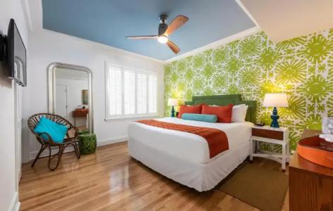 CIRCA 39 by IHG - 57