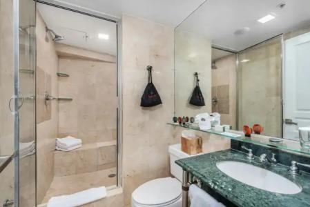 Bentley South Beach - 8