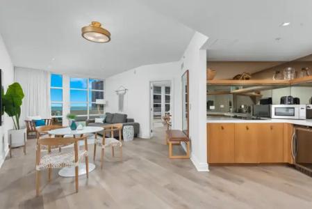 Bentley South Beach - 26