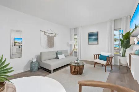 Bentley South Beach - 48