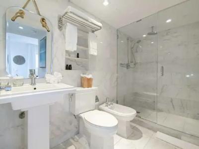 Bentley South Beach - 84