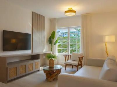 Bentley South Beach - 40