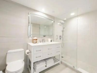 Bentley South Beach - 10